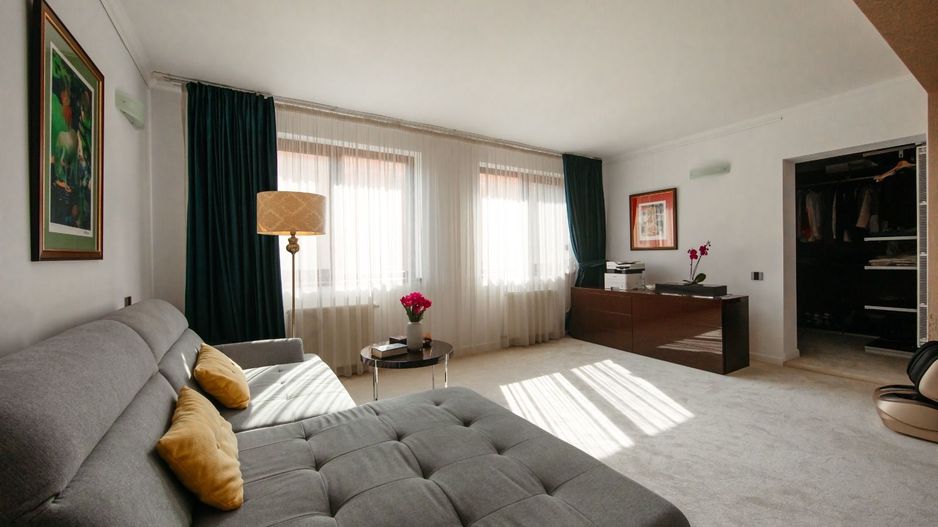 Vilă modernă  cu curte generoasă în Iancu Nicolae - Poză 15