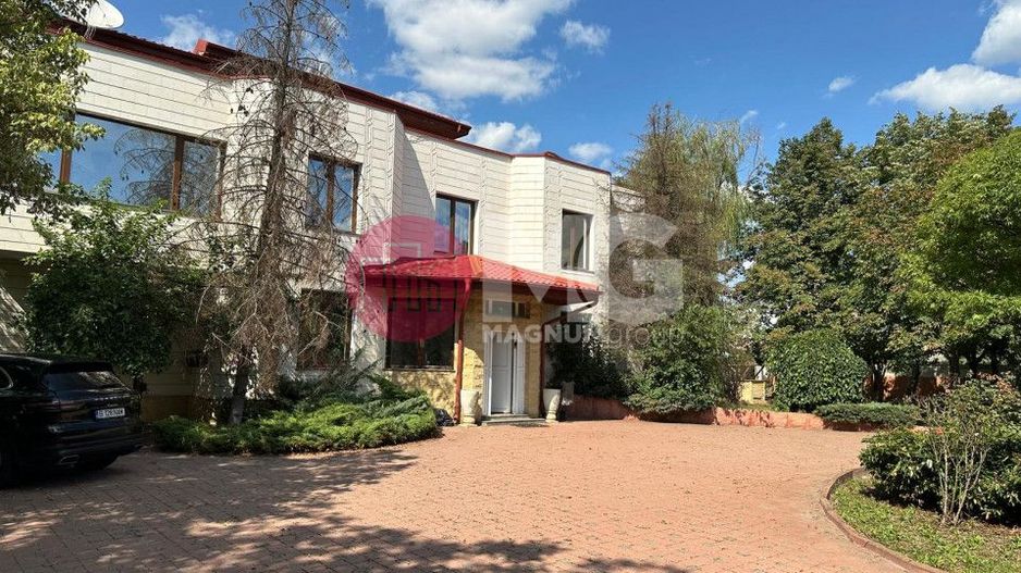 Vila de vanzare Pipera- Drumul Negru - 2500 mp teren - Poză 3