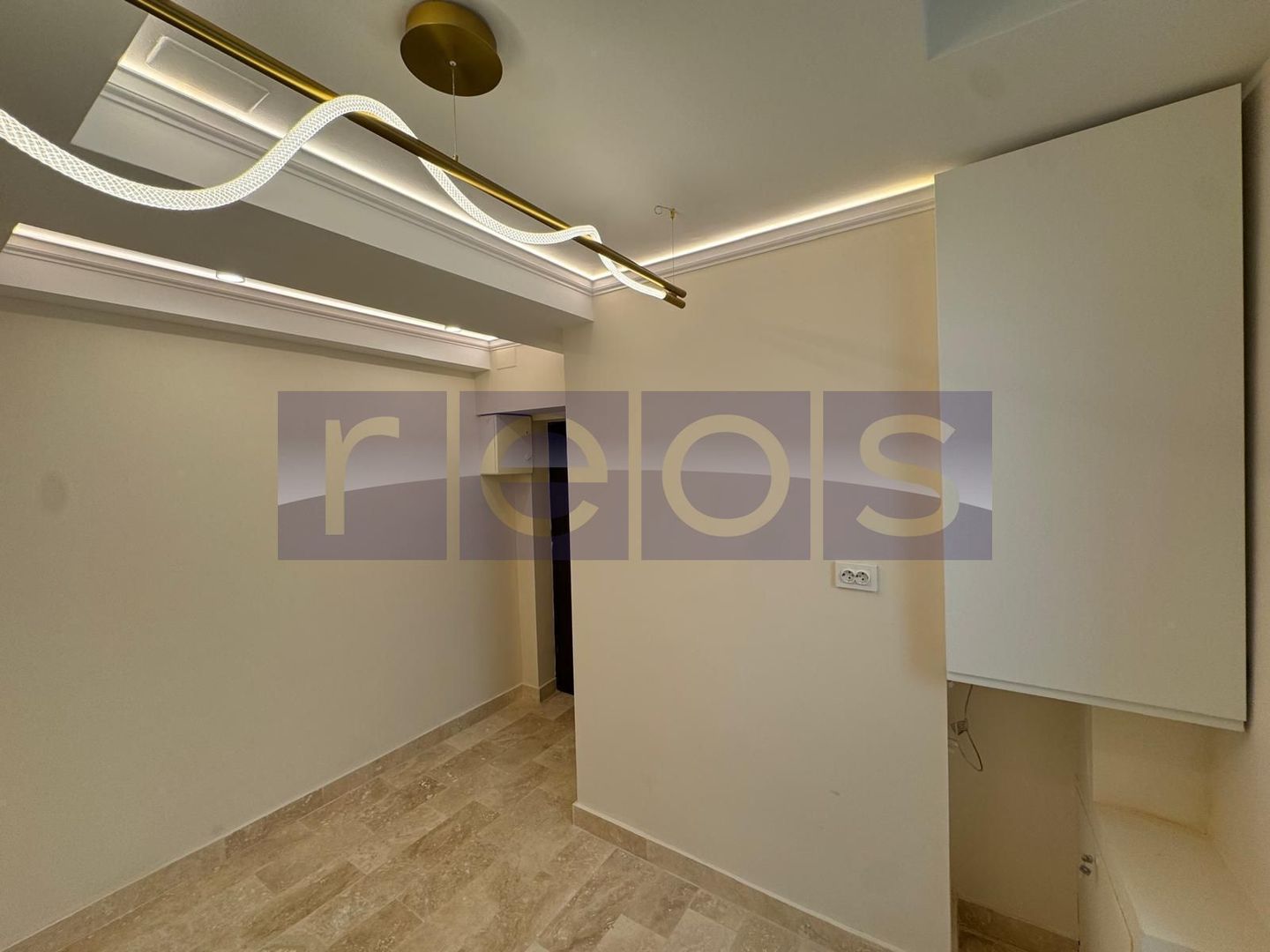 DEMISOL IN VILA | 5 CAMERE | NOU RENOVAT | FINISAJE LUX | DOROBANTI | - Poză 6