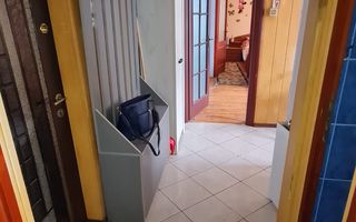 Vanzare apartament 3 camere, piata Micro 19, pret 49.500EUR, Etaj 3/4. - Poză 7