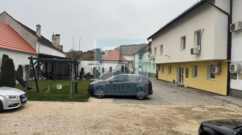 De inchiriat apartament 2 camere/ Centrul Istoric - Poză 12