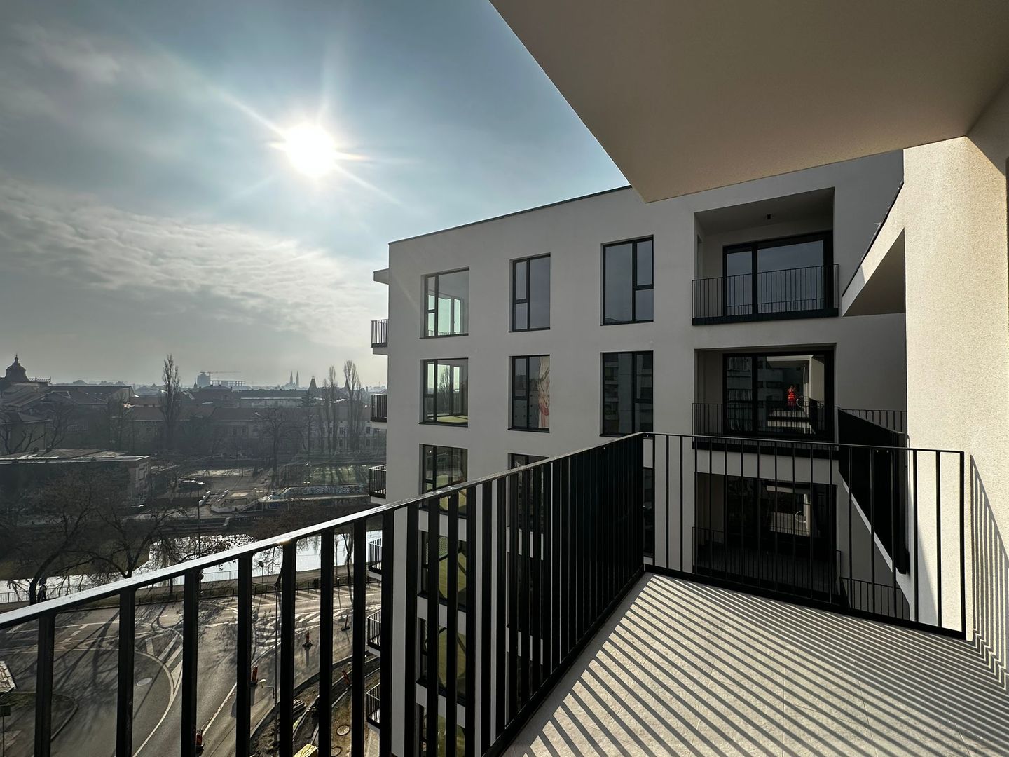 New apartment 2 bedrooms  with underground parking - Poză 2