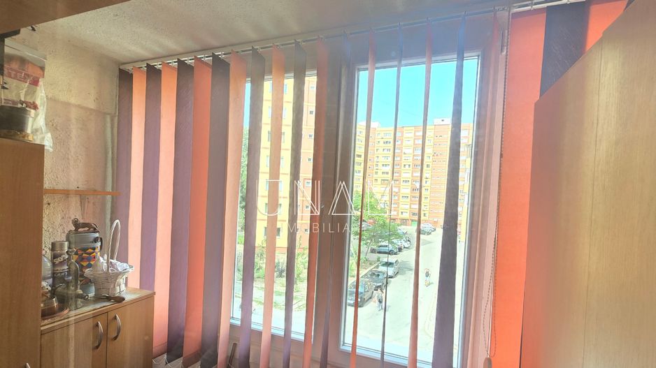 Apartament 3 camere de vânzare, Etaj 2 – Micro 2,  Reșița - Poză 9