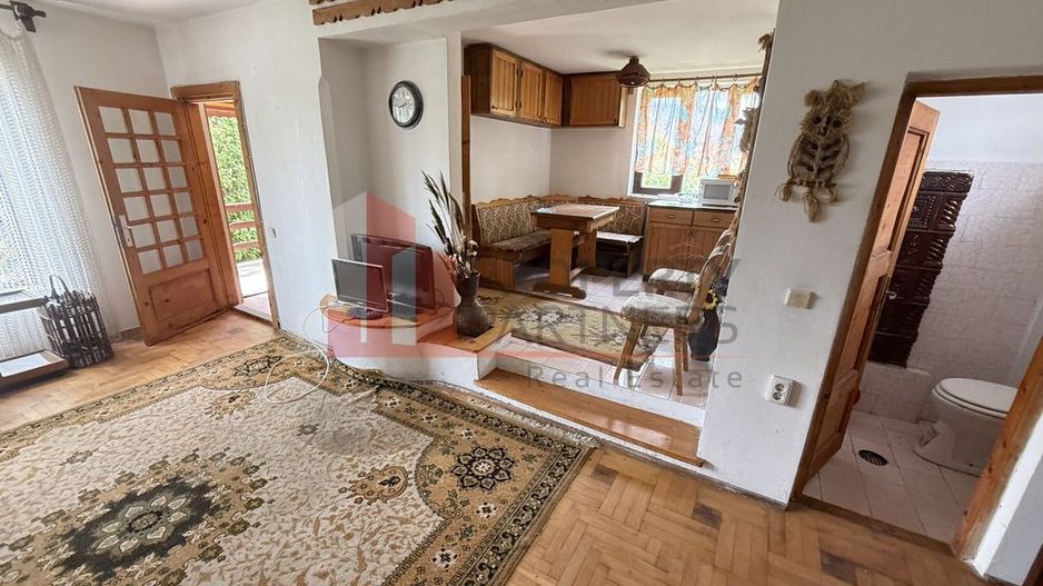 PROPIETAR URGENT Casa duplex BRAN arpox 300m utili, 1300mp teren - 2 case la pret de 1 apartament !! - Poză 12