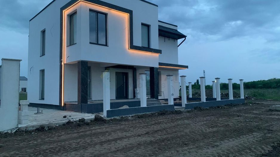 Casă modernă de vânzare /4 camere/ Strada Alexandru Ioan Cuza - Poză 19