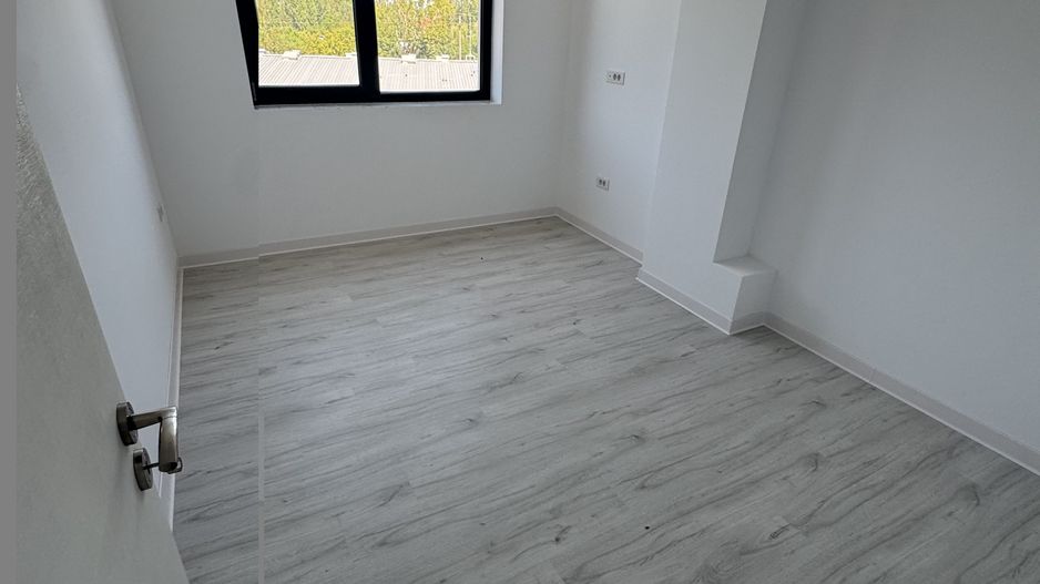 Apartamente GATA Otopeni central 2 camere, PARCARE SUBTERANA - Poză 2