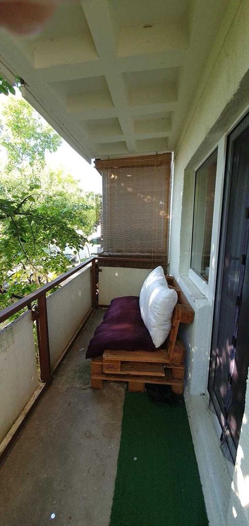 Se oferă spre vânzare un apartament cu 2 camere, Et. 1,Str Munteniei - Poză 3