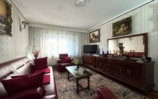 Apartament 3 camere decomandate | 2 bai | 69 mp | Cetate - Piata - Poză 1