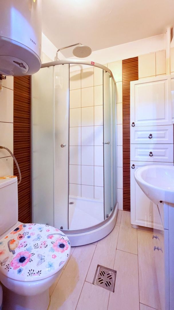 Apartament elegant cu saună proprie - Calea Mosilor 5/8 bloc 1980 - Poză 10