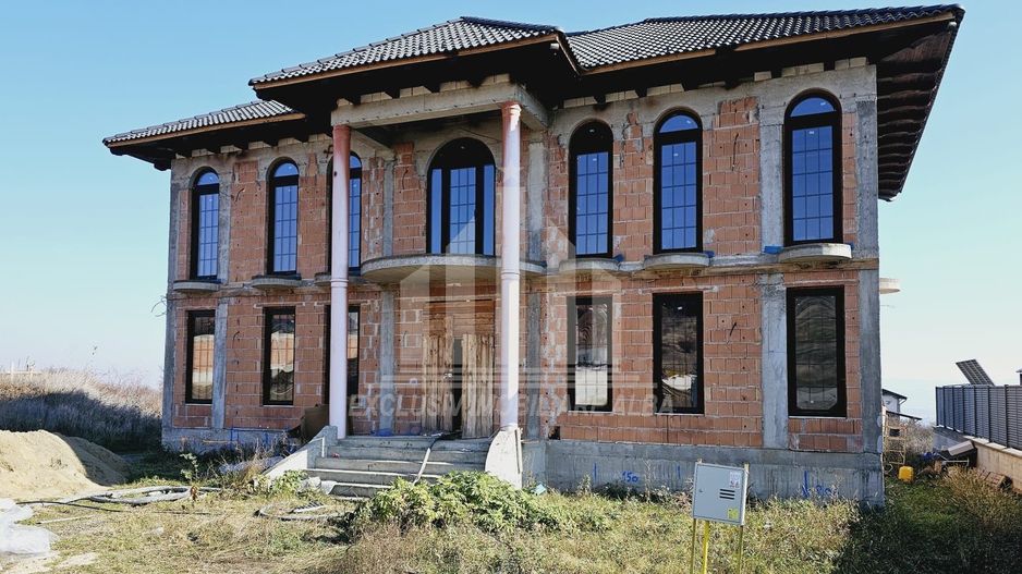 Casa individuala de vanzare, Podei - Poză 1