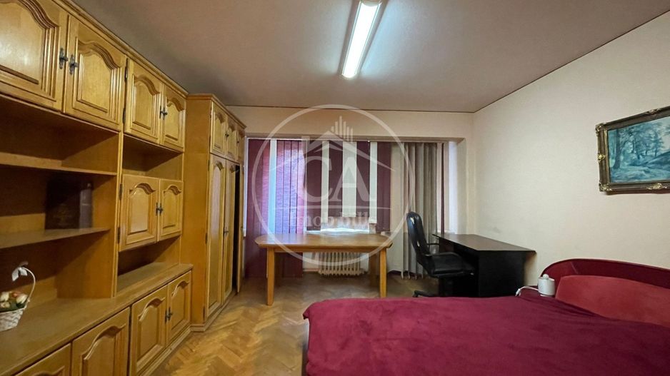 Apartament de închiriat cu 5 camere în zona Ultracentrală, Oradea - Poză 3