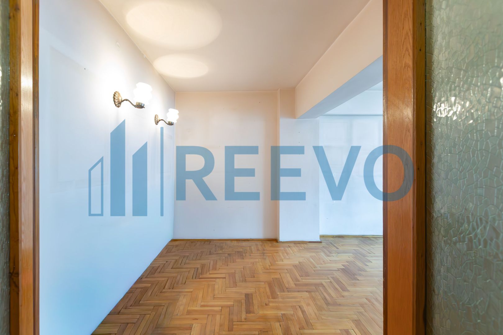 Apartament 4 camere, Ultracentral Bacau - Poză 2