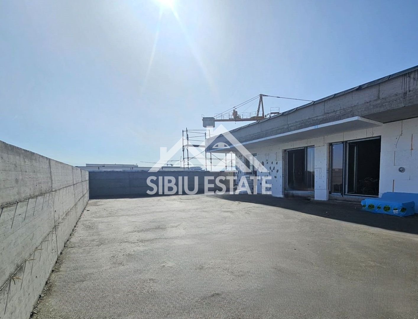 Penthouse Sibiu 4 camere, 2 bai terasa mare vedere panoramica - Poză 2