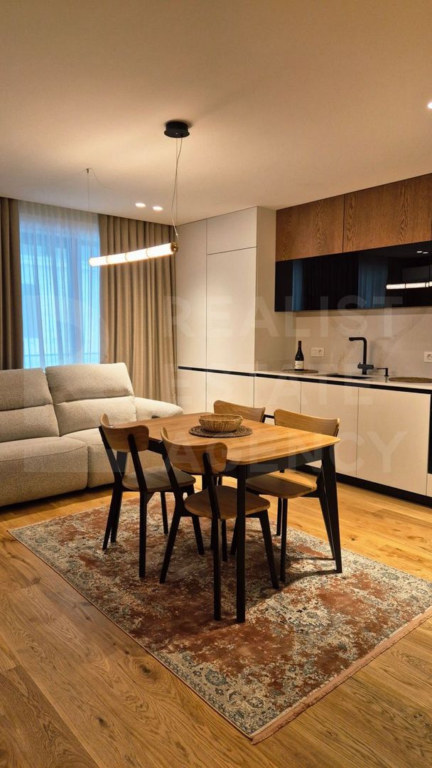 Chirie apartament PREMIUM în inima Chișinăului – Square Residence - Poză 1