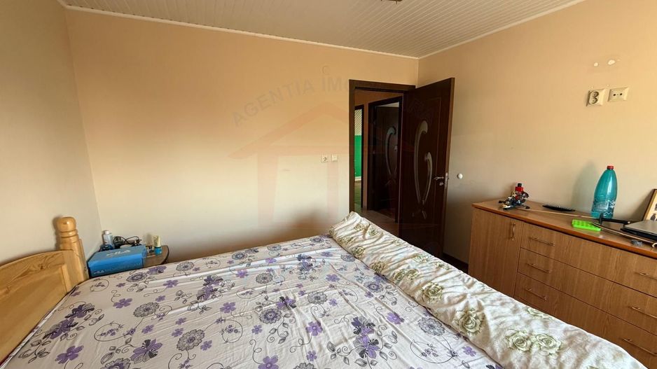 Vanzare casa P+M, Smardan( Galati ), la 2 minute de str.principala - Poză 20