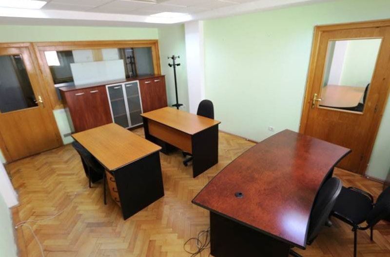 Spații birouri 20-50 mp de închiriat în zona Semicentral - Poză 1