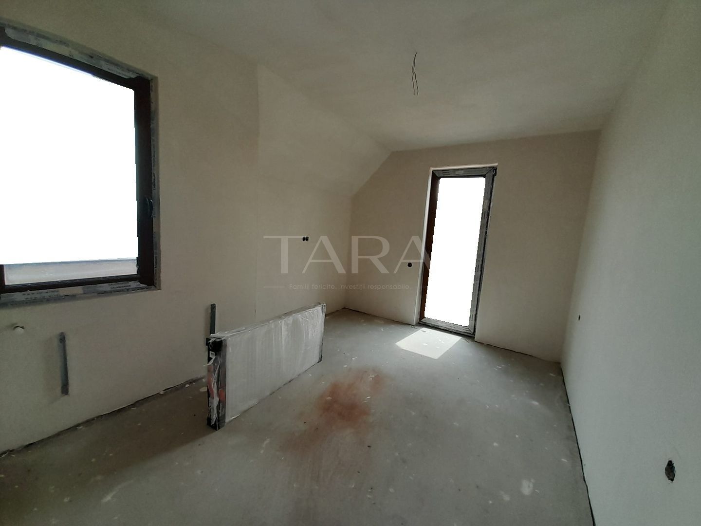 Casa individuala la intrare in Campenesti - Poză 7