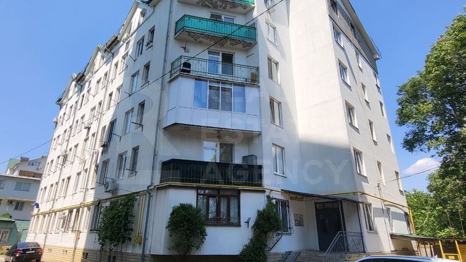 Vânzare, apartament, 3 camere, strada Pictor Mihai Grecu, Telecentru. - Poză 1