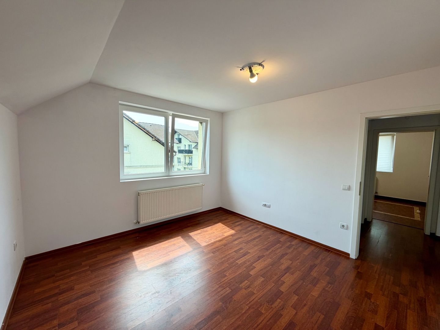 Apartament 3 camere | Cartier Toamnei Rasnov | Semimobilat - Poză 5