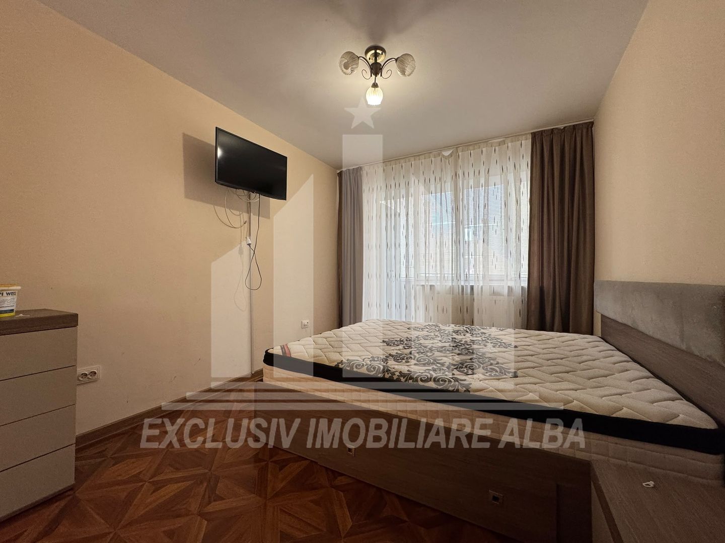 Apartament 2 camere | 56 mp | Etaj 1 | Renovat | Cetate - Closca - Poză 3