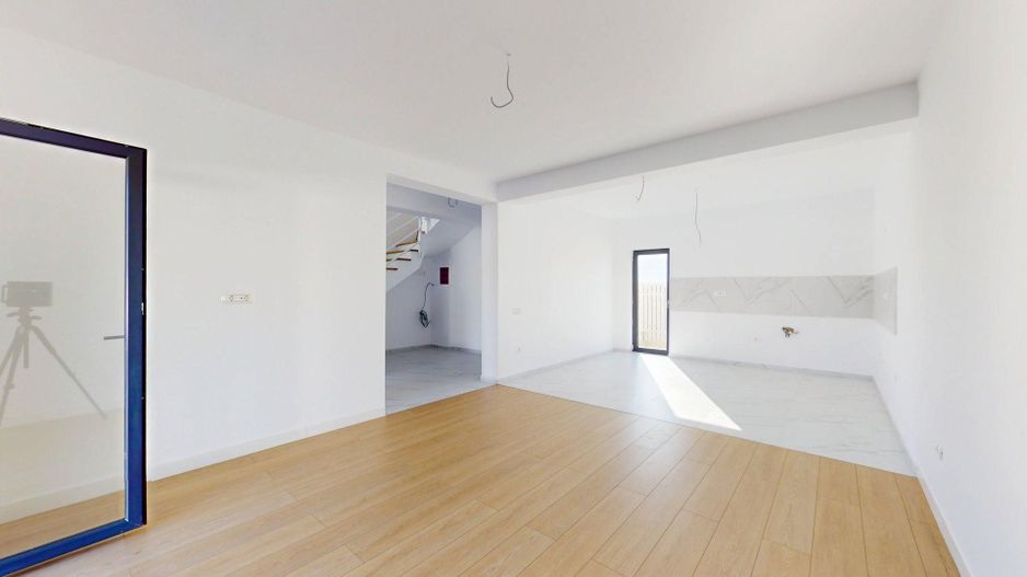 CASA DE LANGA PADURE, Clinceni str. Mierlei 73J - Poză 5