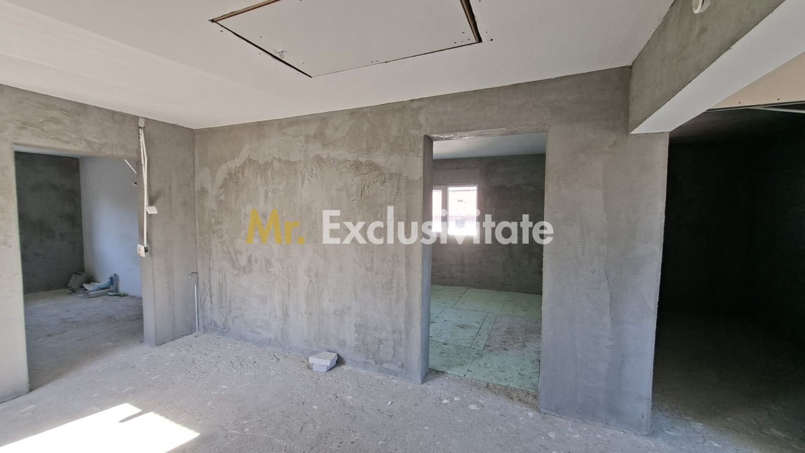 Vanzare Casa P+1E Bananai-Prundu teren 1363 mp - Poză 11