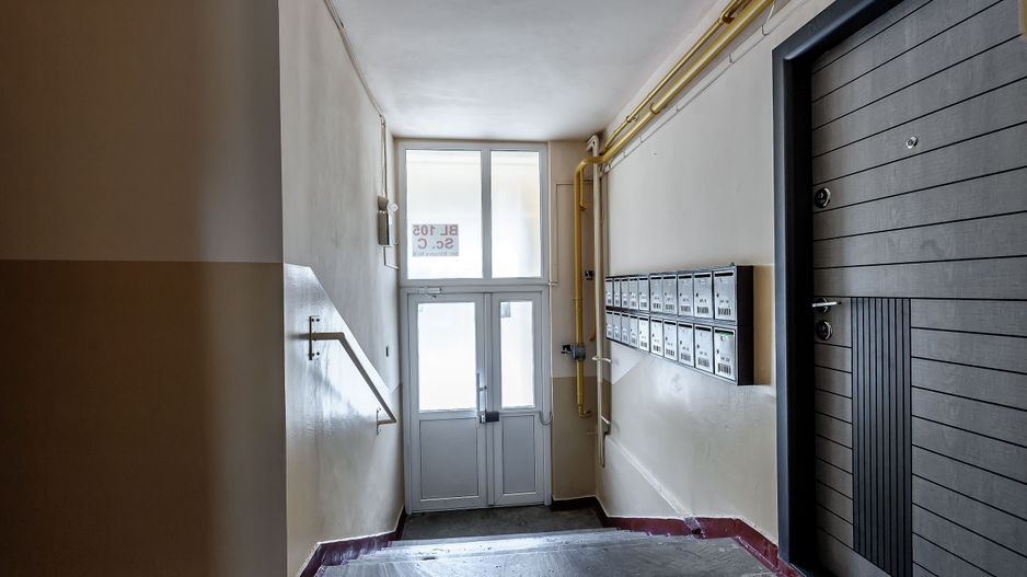 VÂNDUT! Apartament cu 2 camere, Micalaca Zona 100 - Poză 6