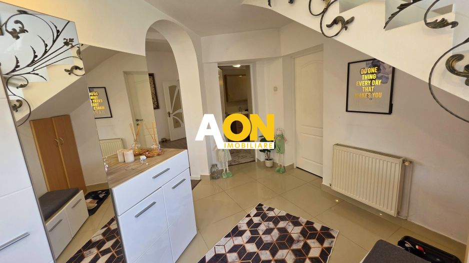 1/2 Duplex mobilat, utilat, 3 camere, 323 mp teren, Cetate, zona Schit - Poză 4