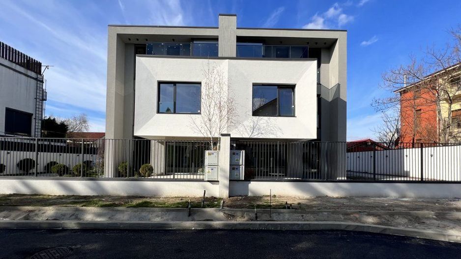 Vila | Casa Presei Libere | Damaroaia - Poză 1