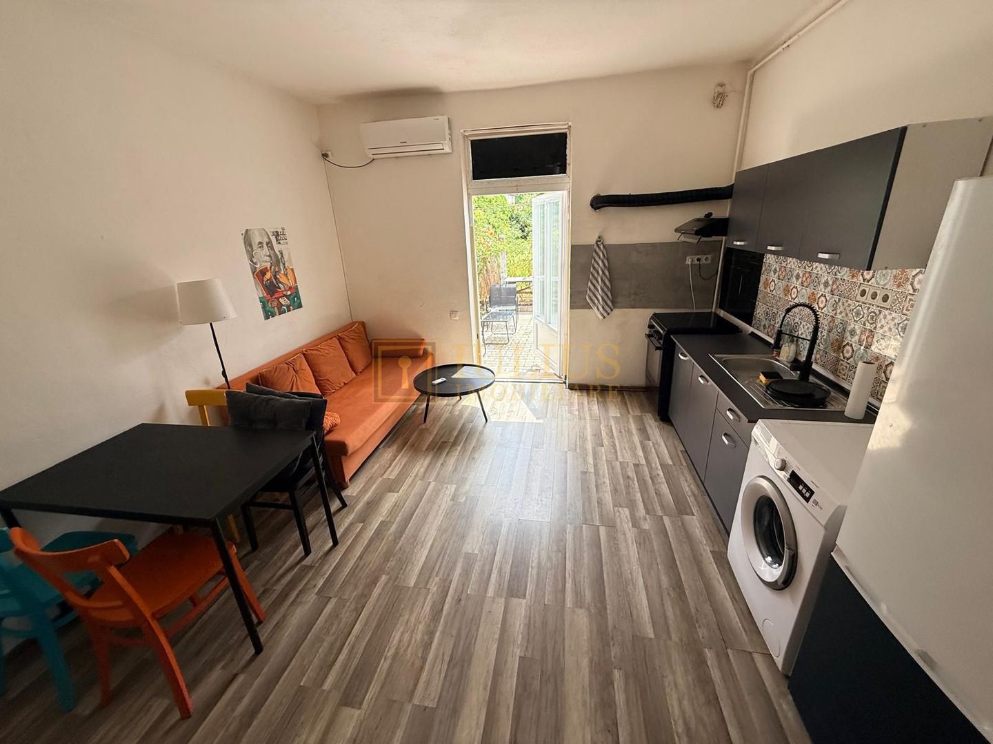 2 camere| apartament la casa-curte comuna| loc de parcare| centrala proprie| - Poză 7