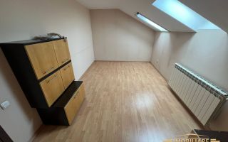 Apartament de vanzare pe doua nivele, zona Pietonalul Transilvaniei, pret 180000 euro - Poză 9