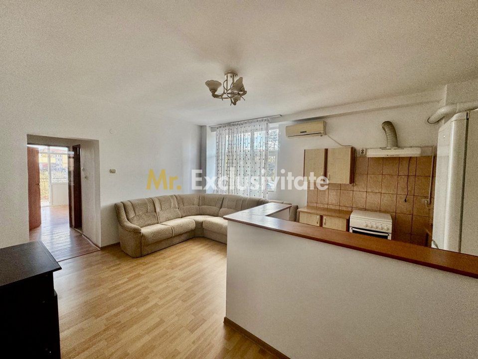 Apartament 2 camere, etaj 3, zona Teilor - Poză 1
