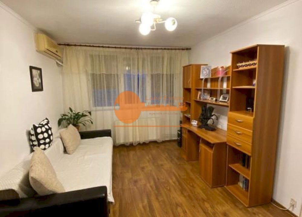 3 camere cu centrala la 250m de Complexul Agro Alimentar Apusului - Poză 1