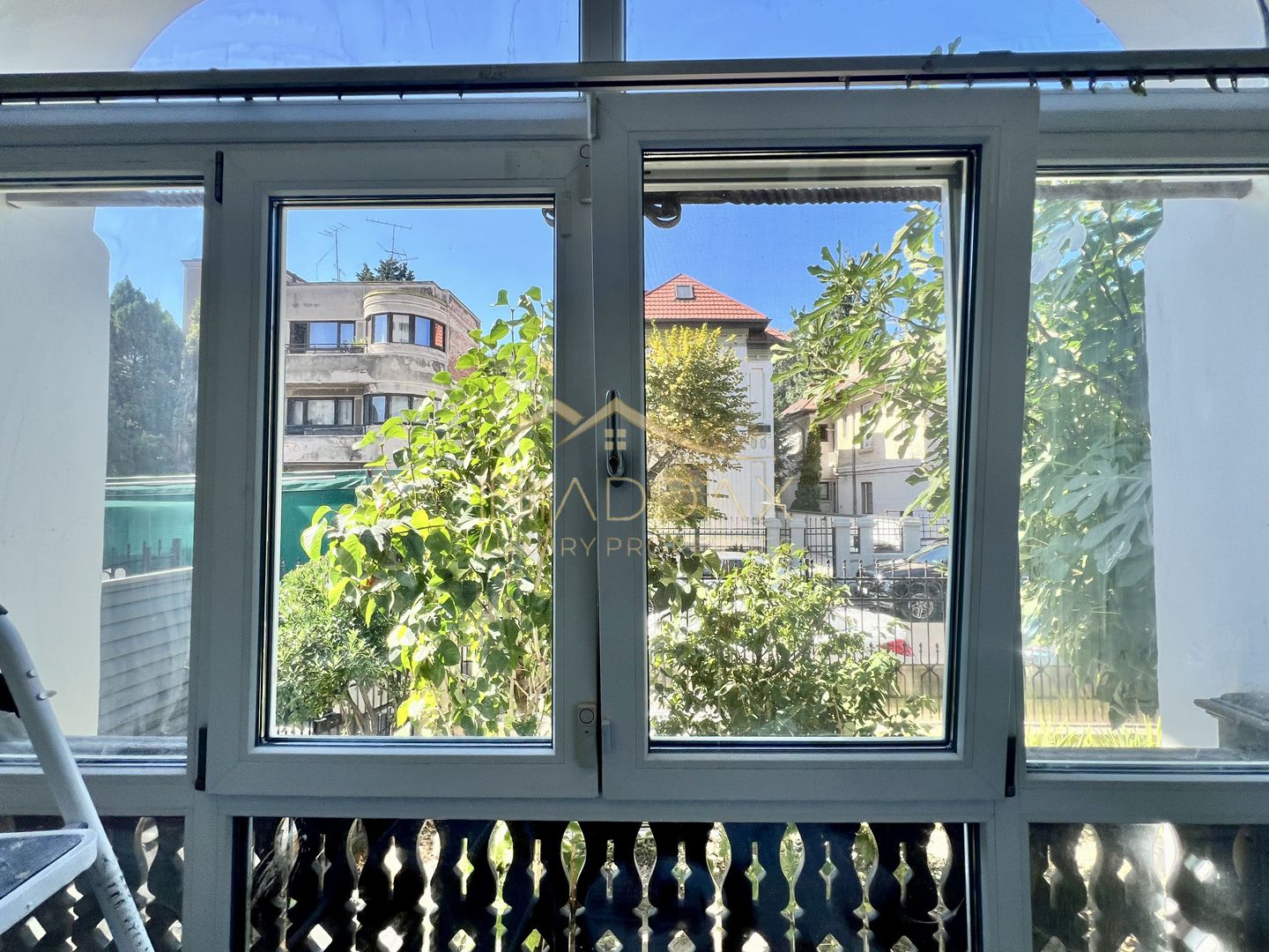 Vila EXCLUSIVISTA ***6 camere***// Dorobanți - Capitale - Poză 9