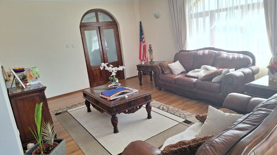 BRASADAS vinde casa individuala 8 cam teren 10 ari Unirii. - Poză 6