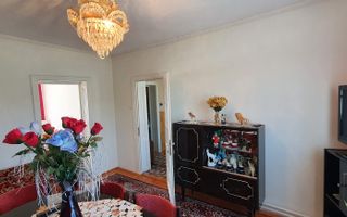 Casa cu 4 camere, garaj, teren 791 mp, zona Schit - Poză 12