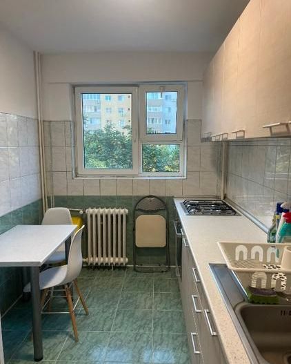 Închiriere Apartament cu 2 camere renovat, 4 min metrou Costin Georgian - Poză 11
