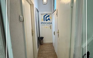 Vila renovat de vanzare D+P curte proprie 774 mp, semicentral Arad - Poză 11