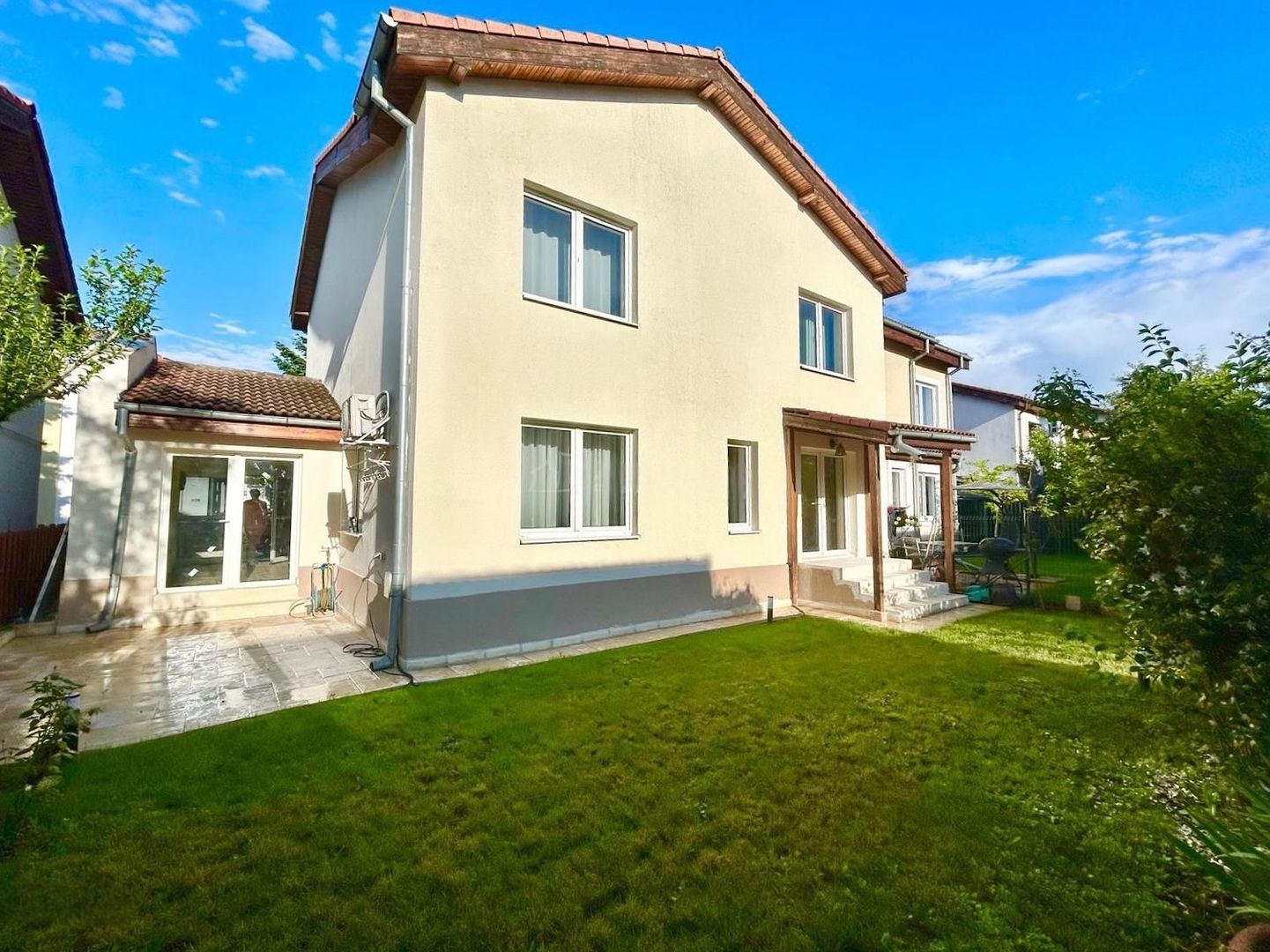 Rent | 4 rooms Villa | Iancu Nicolae I Pipera I Private Garden - Poză 3