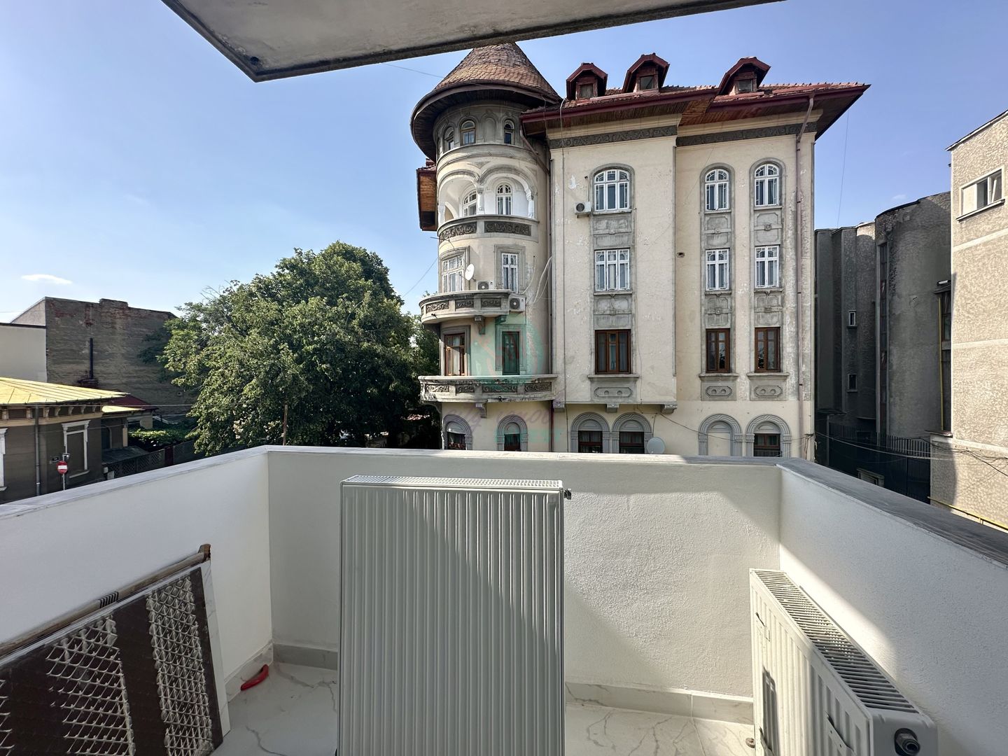 2 camere RENOVATE zona Calea Calarasilor - Piata Sfantul Stefan - Poză 2