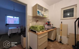 Imobil cu doua corpuri de cladire, oras Lipova - Poză 6
