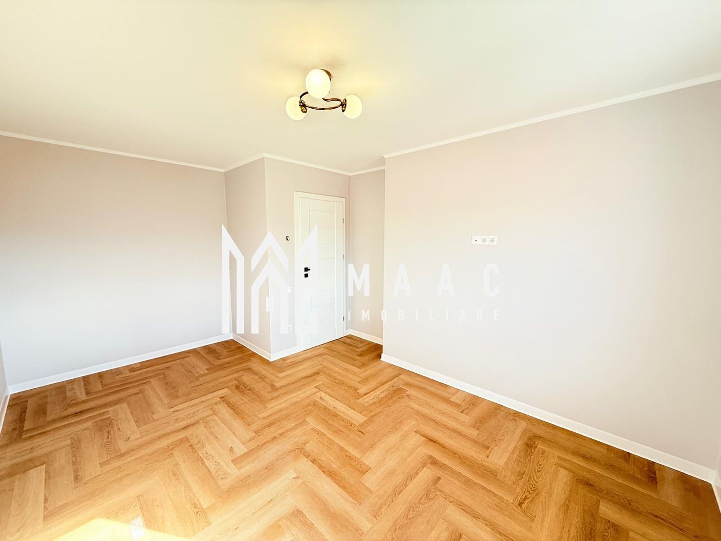 Casa individuala | 4 camere | La cheie | 644 MP | Selimbar - Poză 21