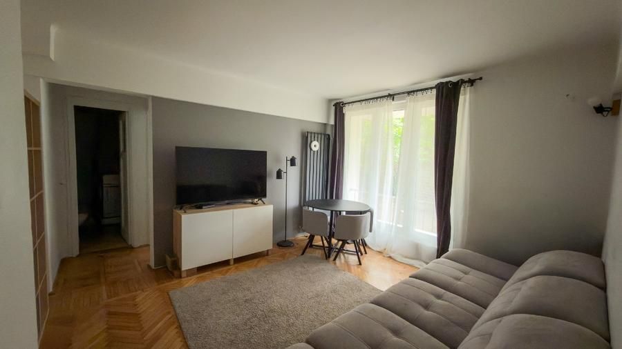 Apartament 3 camere, parter, 46mp + curte 30mp, in apropiere de Mega Mall - Poză 1