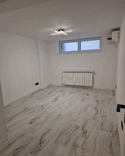 Apartament 5 camere (Parter+Demisol) | Piata Romana | Prima inchiriere - Poză 13