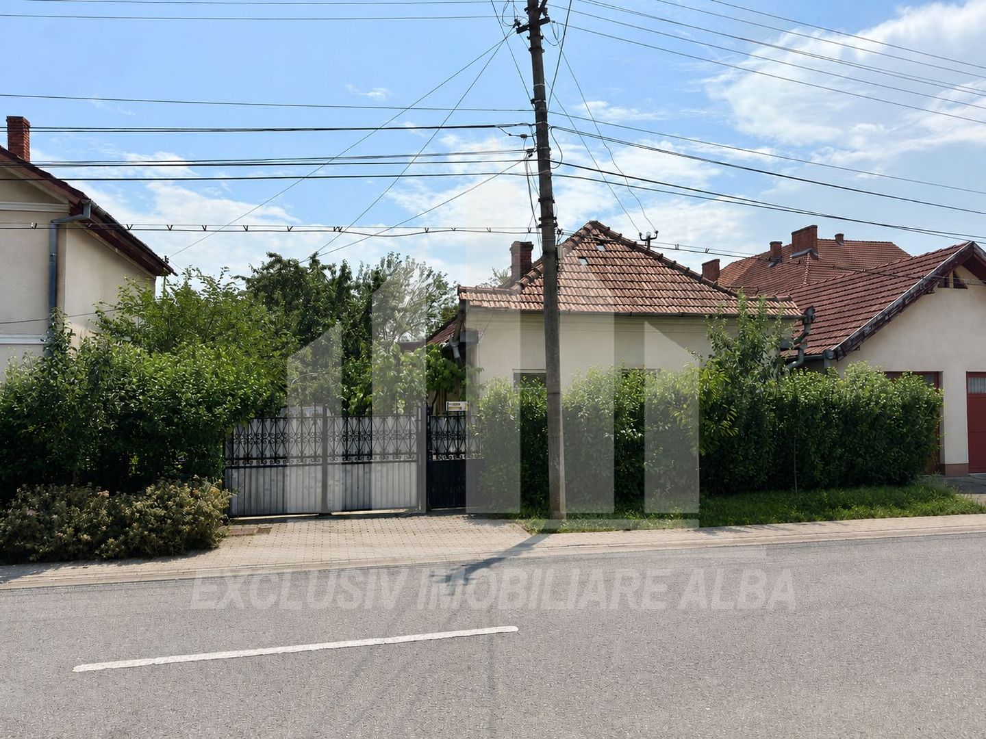 Casa individuala de vanzare, Cetate - Poză 1