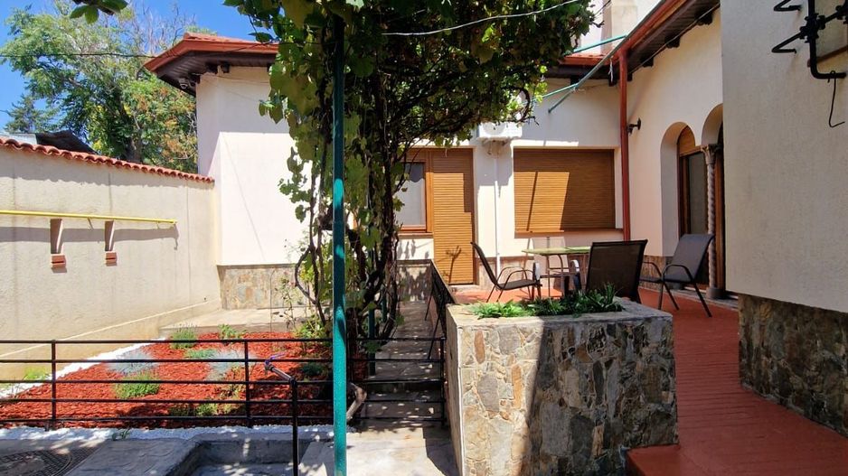 Vila 4 camere pretabila firma - Poză 9