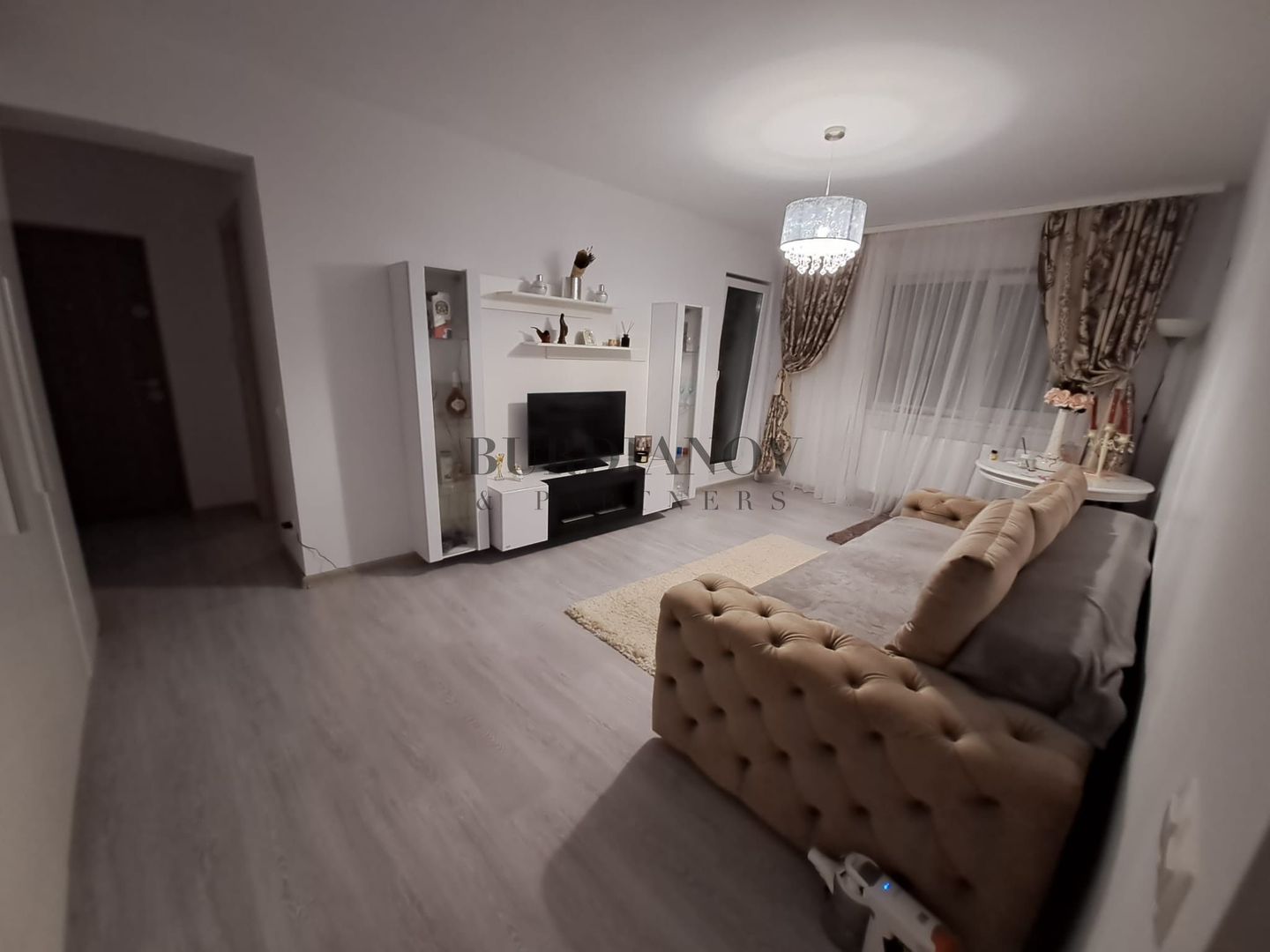 Apartament cu 2 camere + Terasă + Curte - Pallady - Parcul Teilor - Poză 2