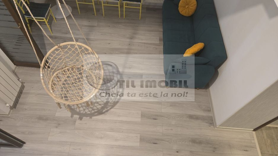 Apartament 3 camere 2 nivele loc de parcare inclus 99000 euro CUG - Poză 1