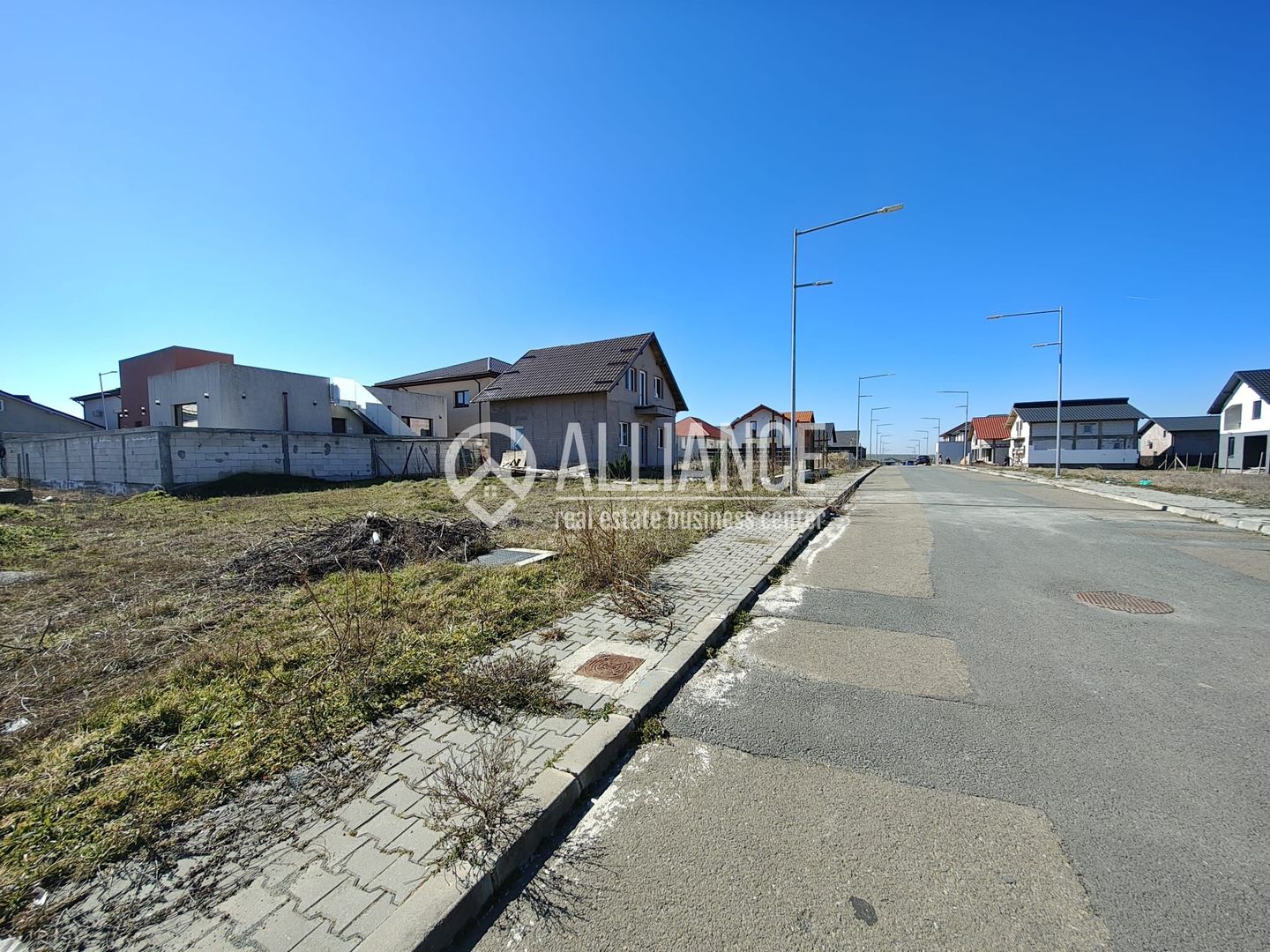 VALU LUI TRAIAN - teren 254 mp intravilan zona F - Poză 3