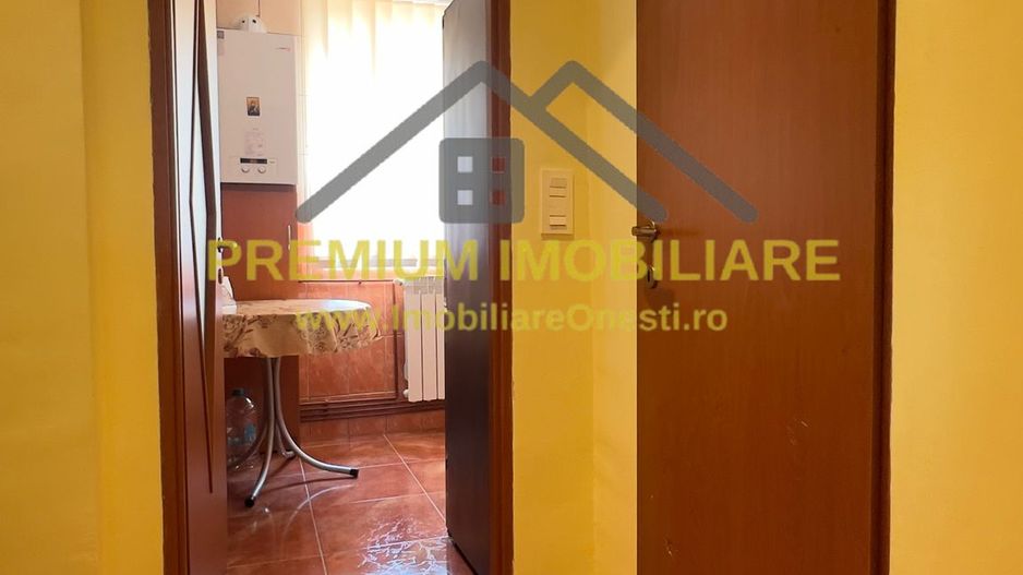 Apartament cu 2 camere decomandat zona de sus - Poză 10
